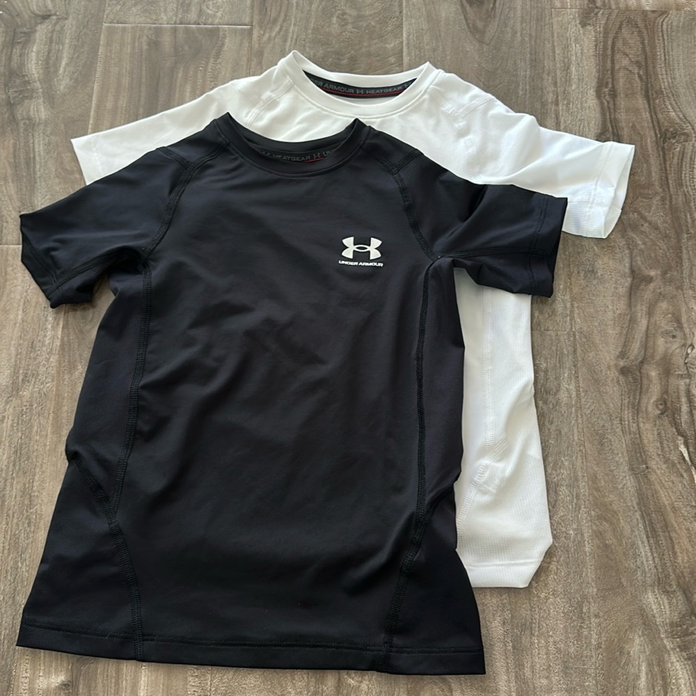 2 Under Armour Heatgear Tees